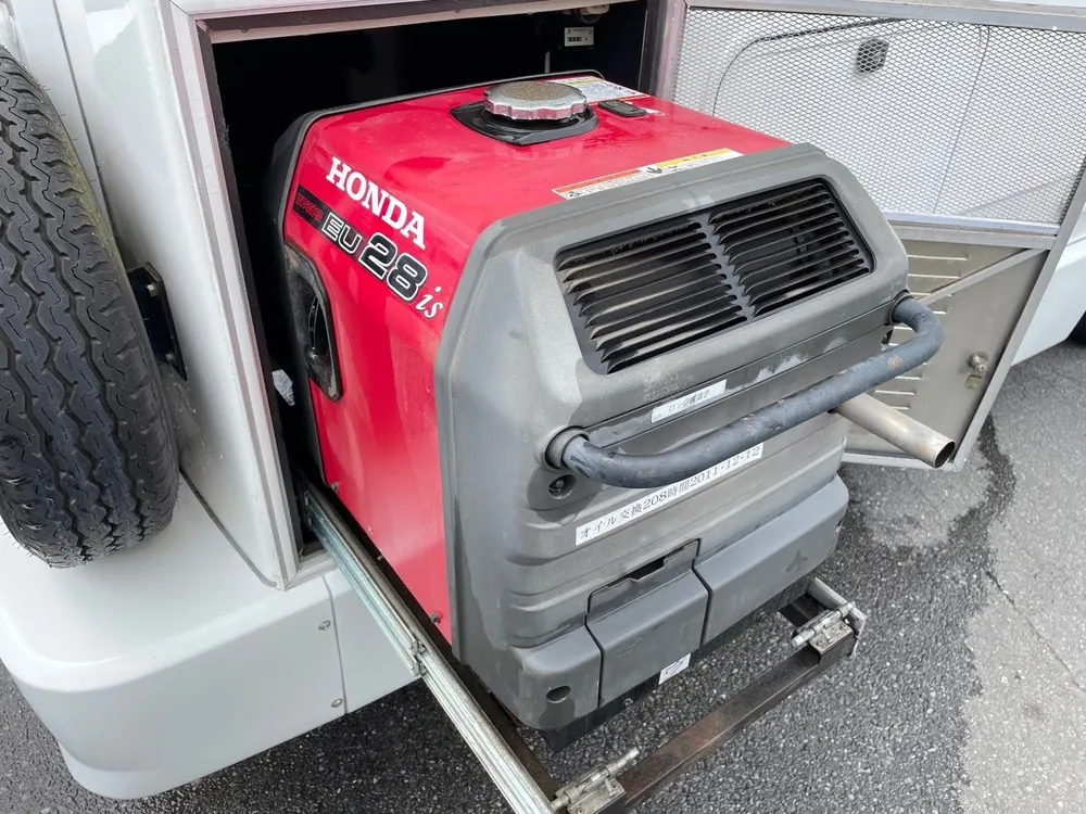 発電機